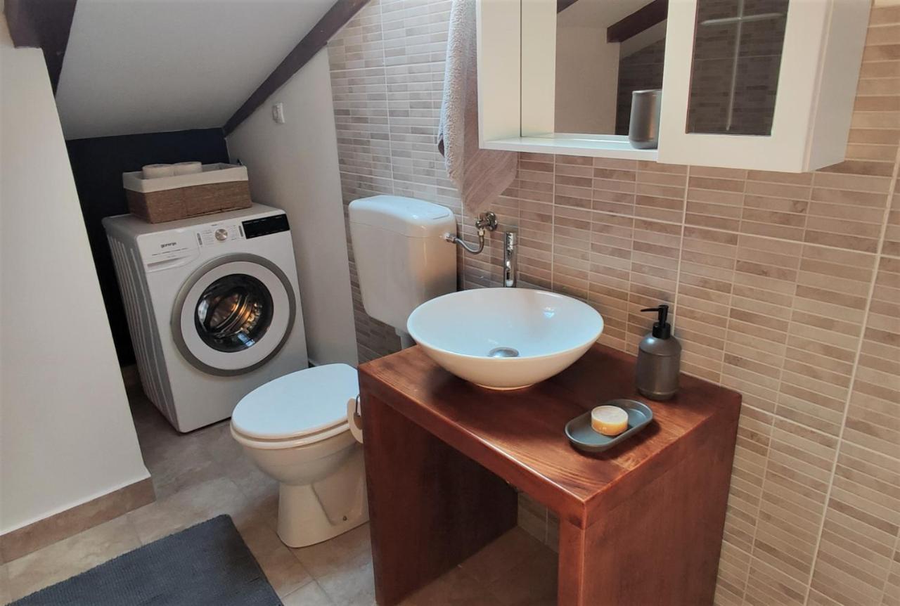 Beautiful Seaside 2 Bedroom Apartment Babina غاباس المظهر الخارجي الصورة